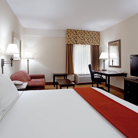 Lexington Inn And Suites Номер фото