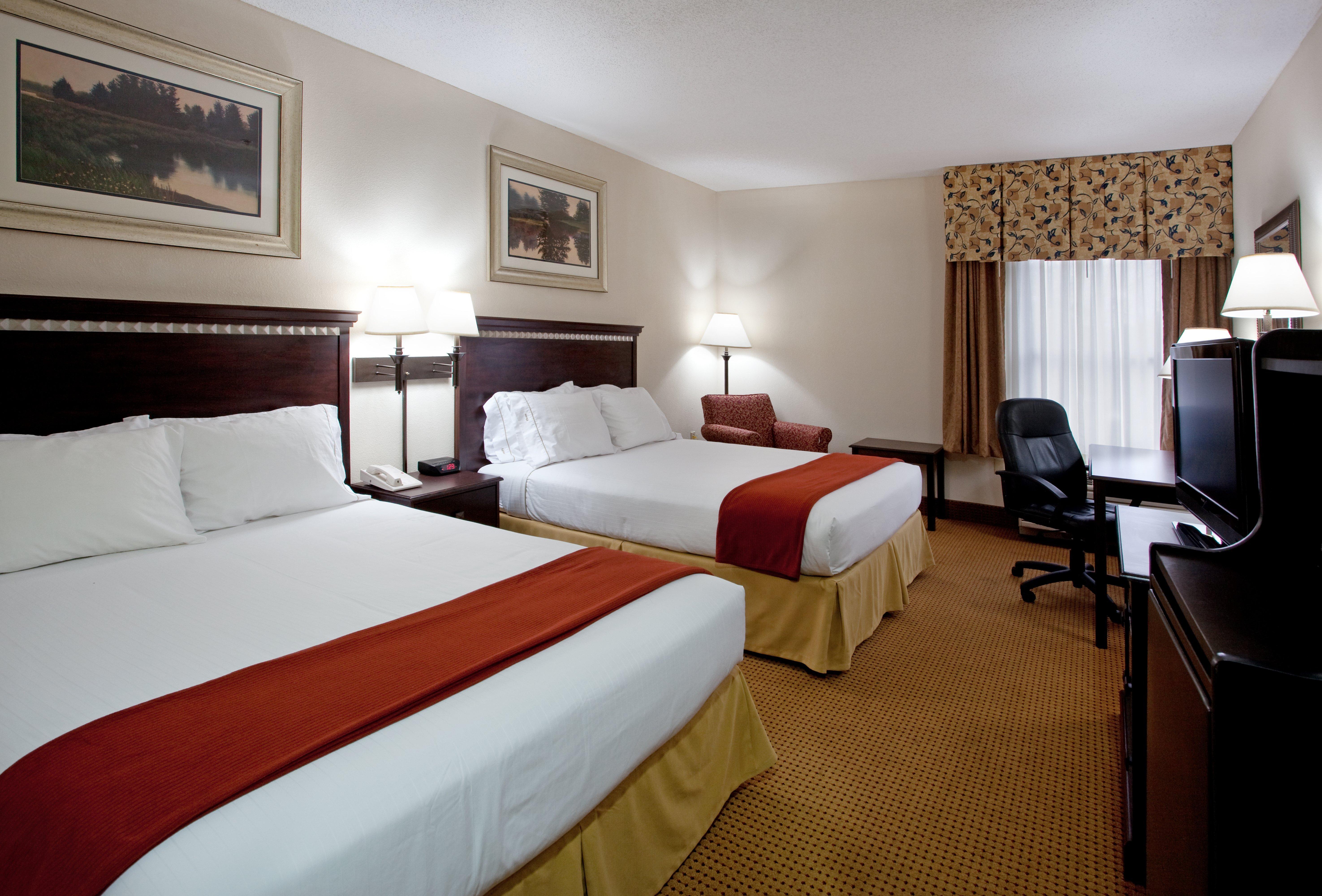 Lexington Inn And Suites Экстерьер фото