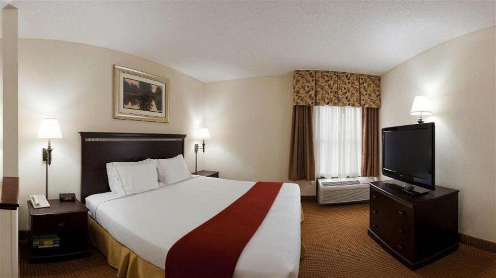 Lexington Inn And Suites Экстерьер фото